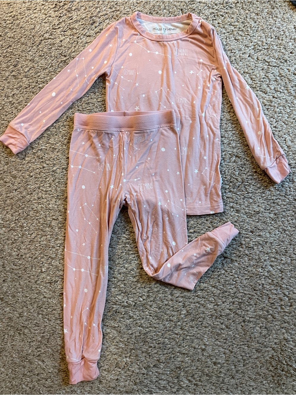 House of Henry bamboo two-piece Constellation Pajama Set